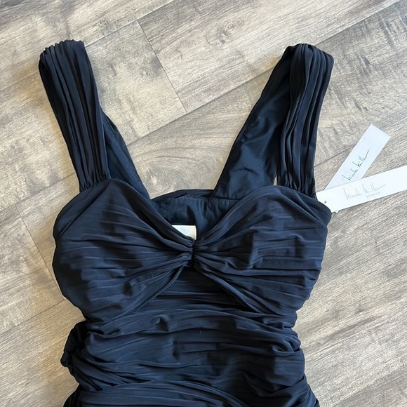 Designer cocktail dress by Nicole Miller - Picture 2 of 10